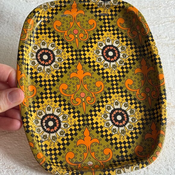 Vintage Metal Retro Rolling Tray - Groovy Herb Tray - Picture 1 of 9